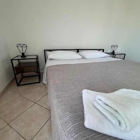 Galvani Apartment Porto Torres Exterior photo